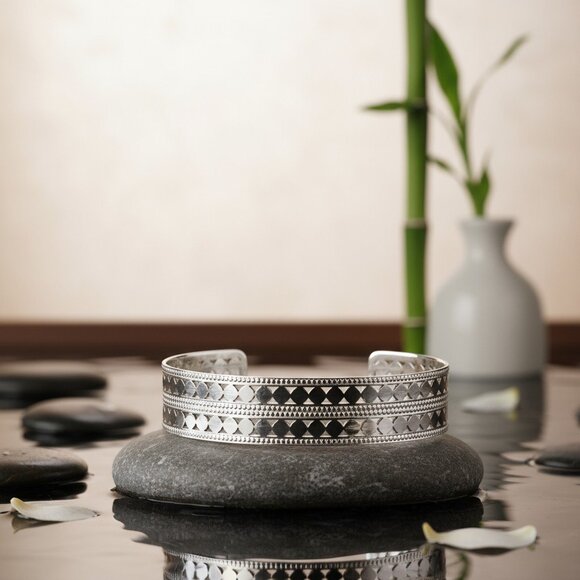 🆕️Stunning 18K Gold Plated Wide Cuff Dainty Bracelet ✨ Gift-Ready & Adjustable - Picture 11 of 14